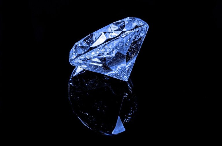 Dekbed eigenaar gids Blauwe diamant - Goudwisselkantoor
