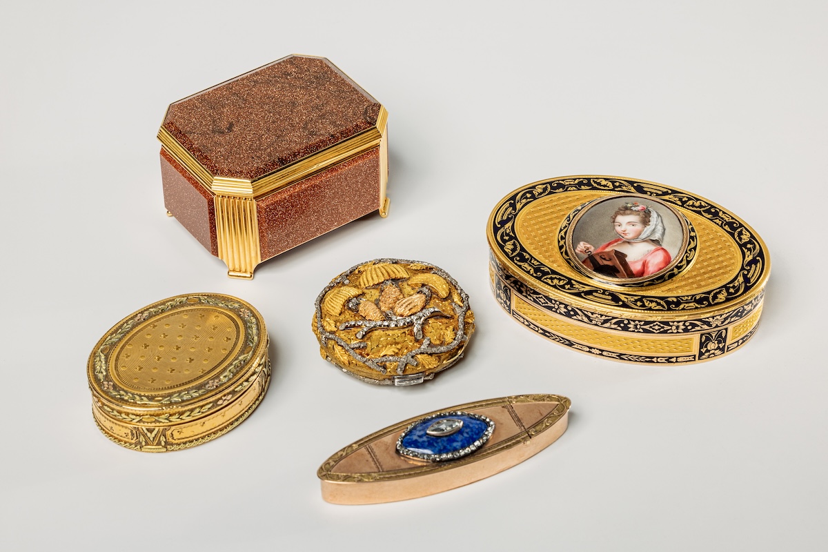 A collection of silver items